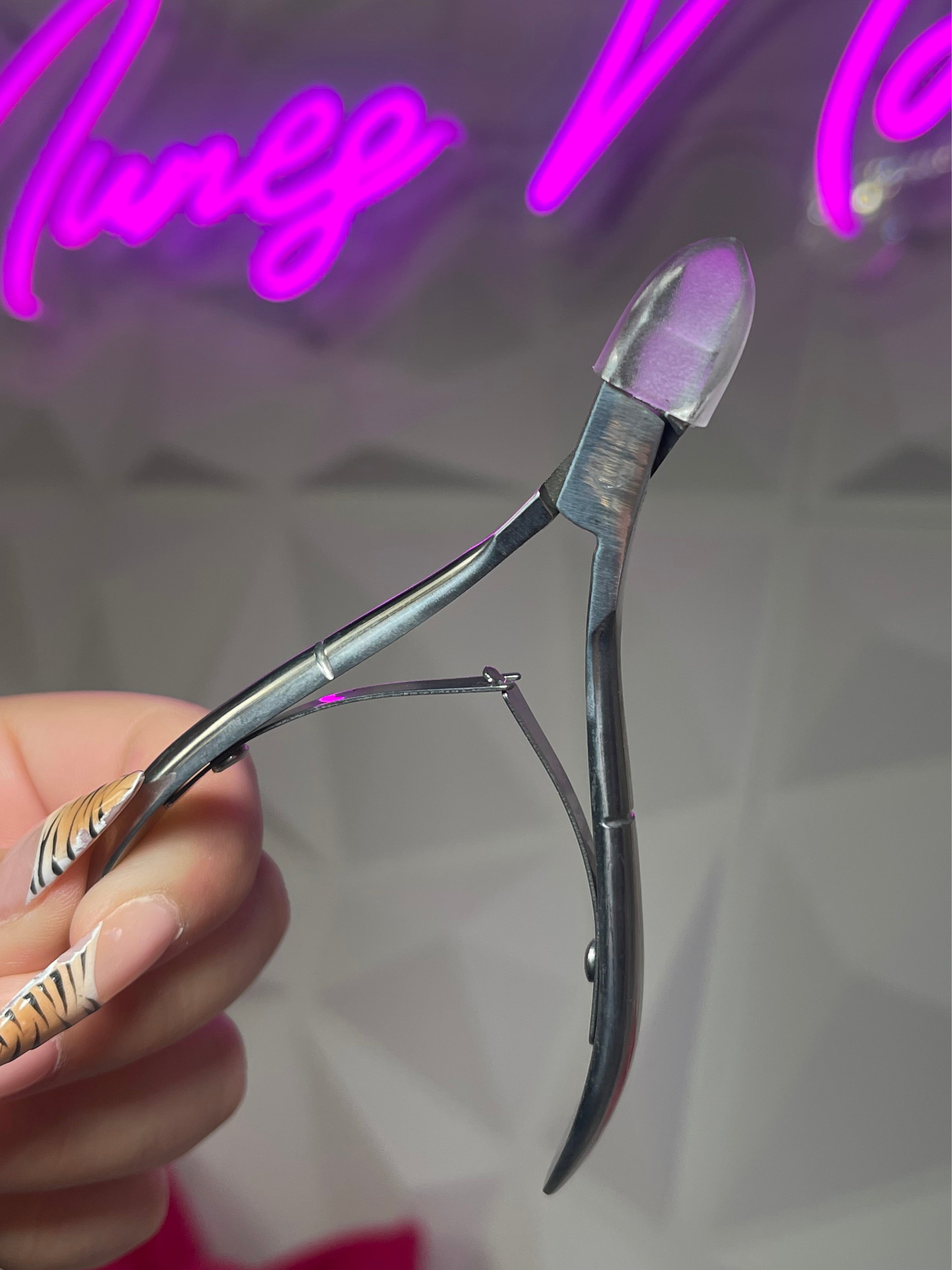 NUNA cuticle nippers