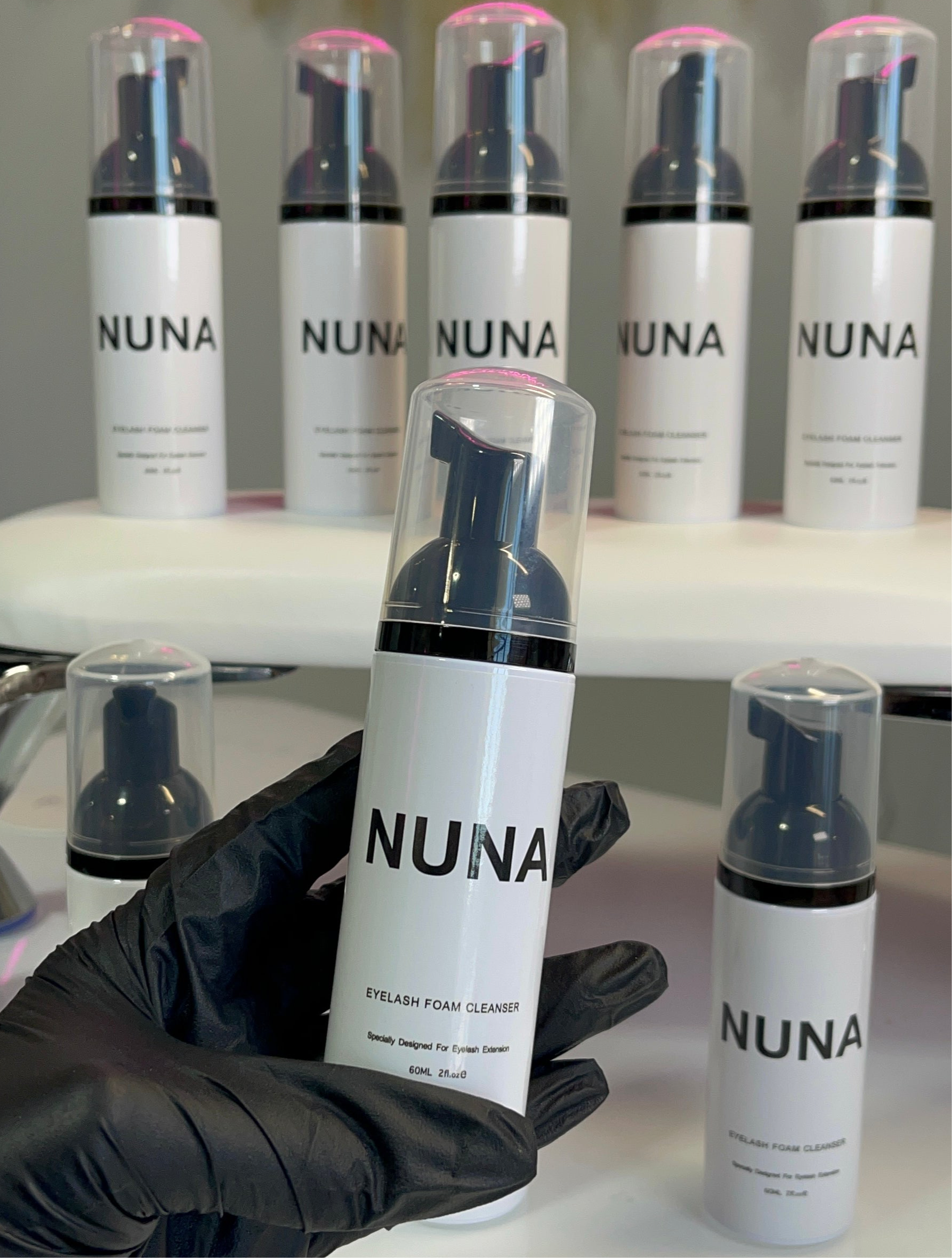 NUNA lash wash